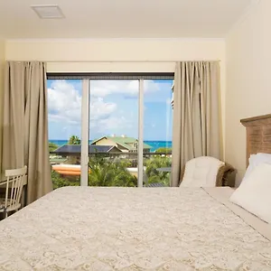 Apartment The In Front Of Eagle Levent, Palm Beach