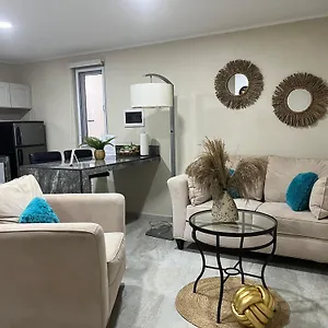 Apartment Cozy 1-bedroom Minutes Away Drive To Mangel Halto, Savaneta